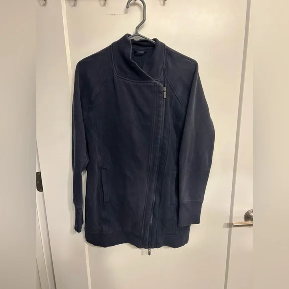 Lululemon Back To It Full Zip Wrap in Inkwell - Picture 2 of 11